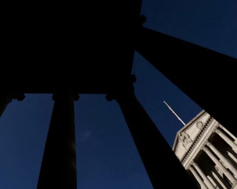 Bank of England Set to Hold Rates Steady Despite Oil and Gas Price Rebound