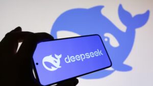 DeepSeek Tells Prospective Investors of Funding Pause, Bloomberg Reports