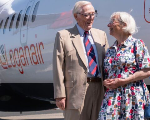 Loganair Honours Aviation Pioneer Scott Grier with New Aircraft Tribute