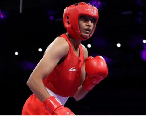 's First Woman Boxer Is Now Chasing Commonwealth Gold