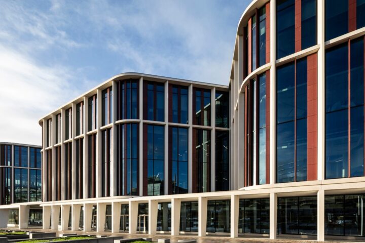 University of Glasgow Advanced Research Centre