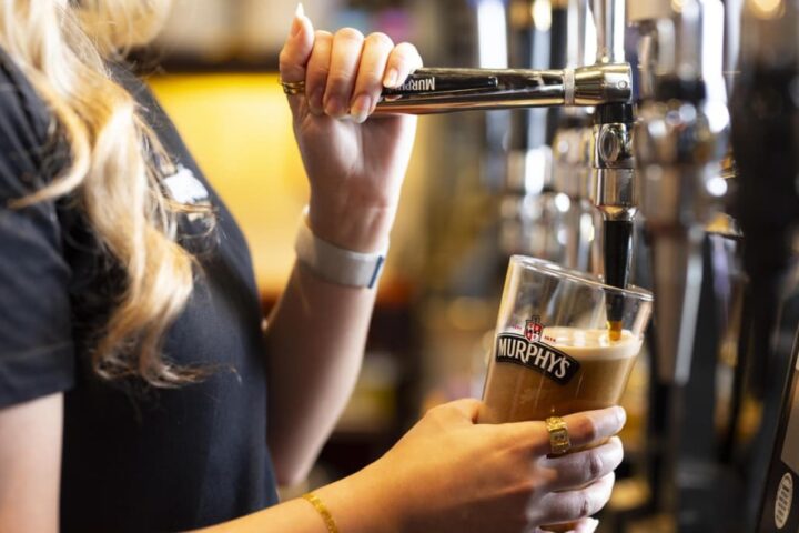 Scotland Loses 62 Pubs in Nine Months as Trade Body Calls for VAT Cut