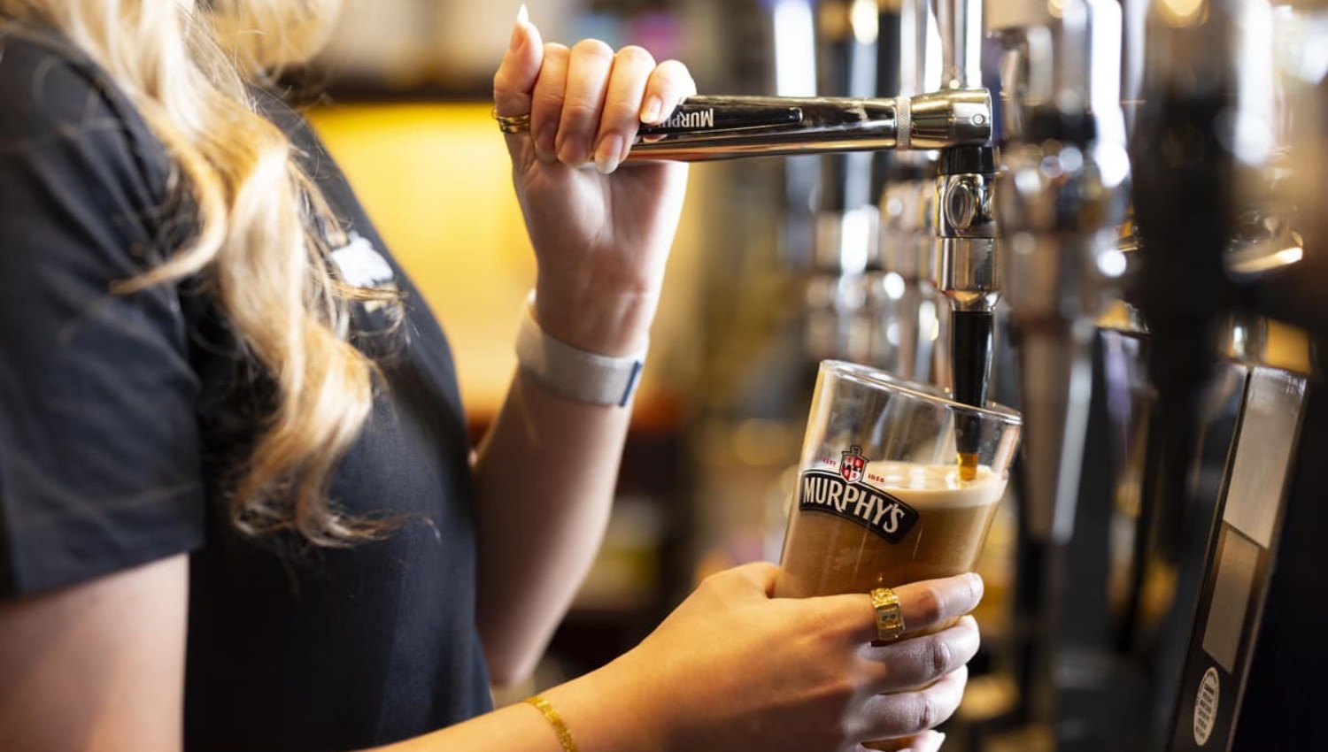 Scotland Loses 62 Pubs in Nine Months as Trade Body Calls for VAT Cut