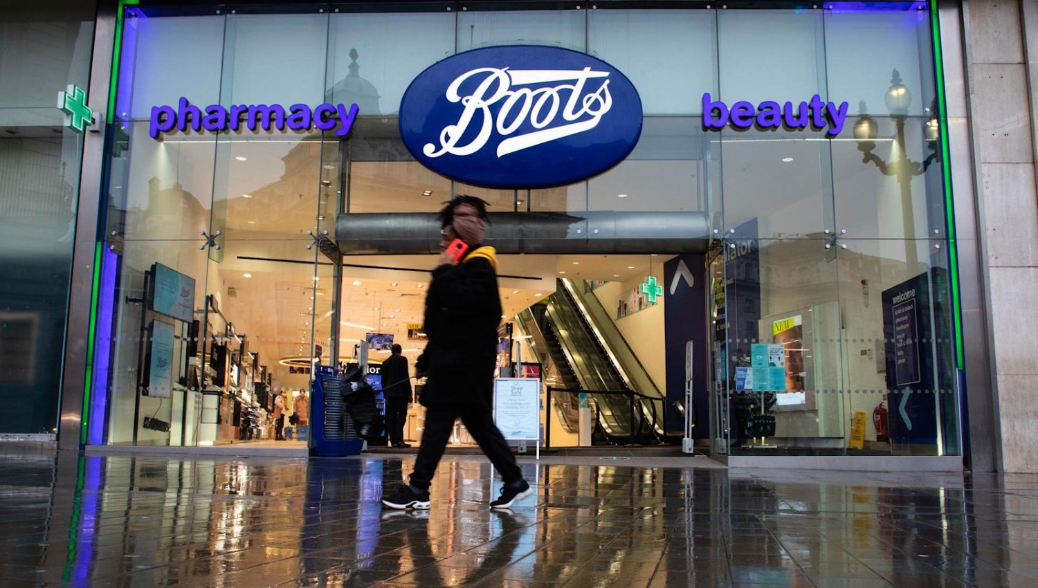 Weston Family's Wittington Agrees £6.7bn Deal to Take Control of Boots